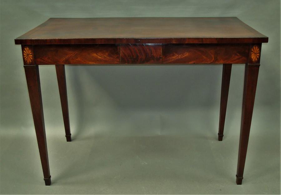 George III mahogany side table / serving table