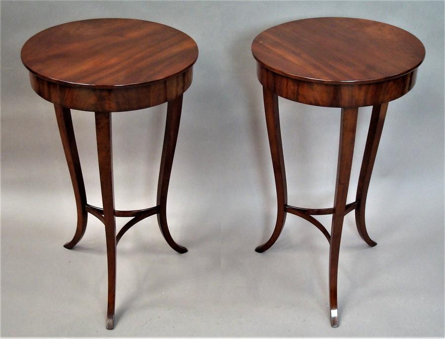 C19th pair of mahogany end tables