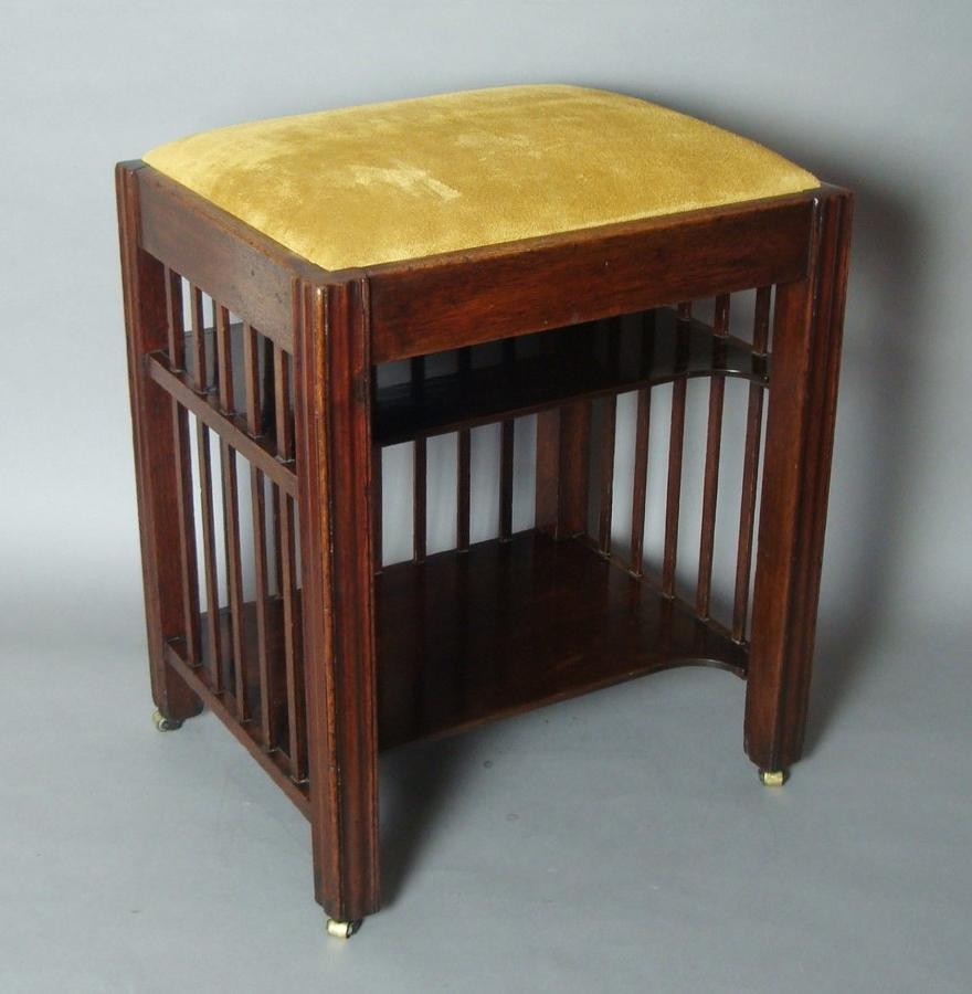Georgian mahogany stool