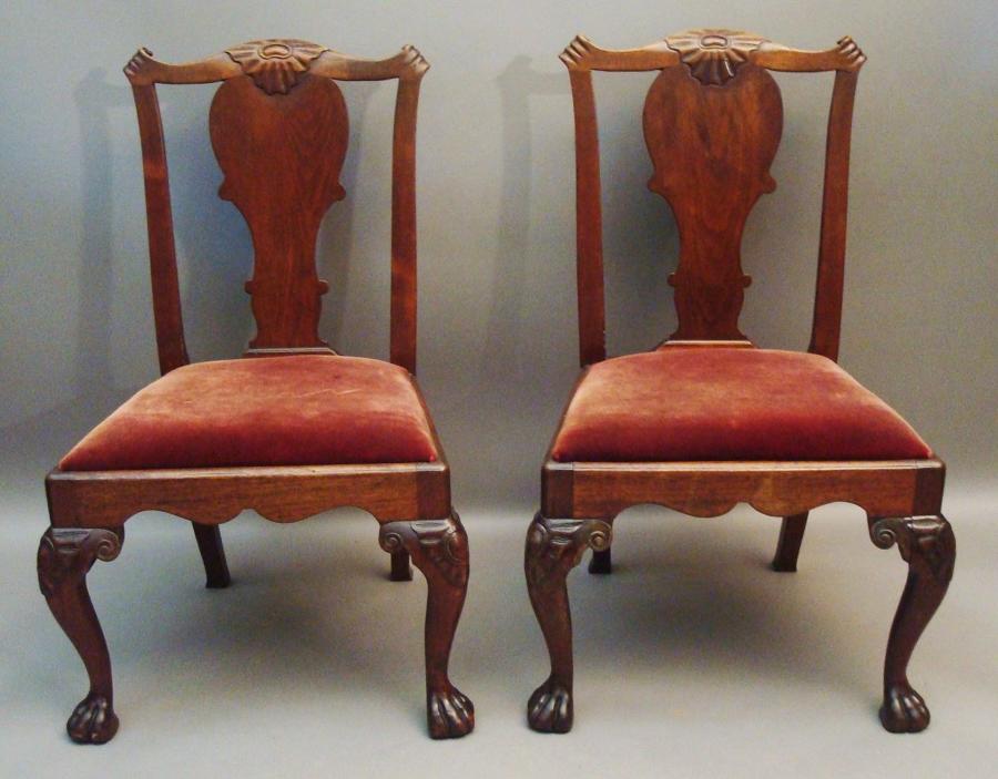 George II pair of Irish walnut side chairs