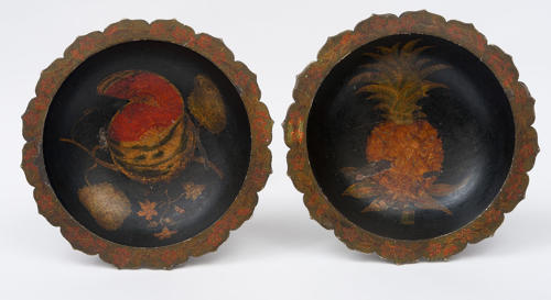 C19th pair of carved wood French tazzas