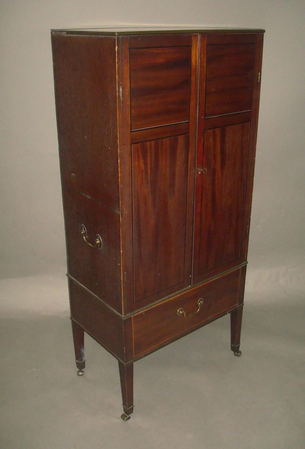 George III mahogany small side cabinet