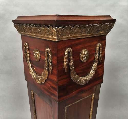 C19th neoclassical mahogany pedestal