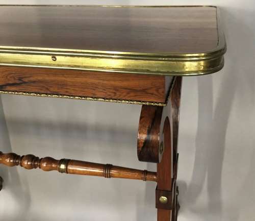Smart Regency rosewood brass mounted centre table