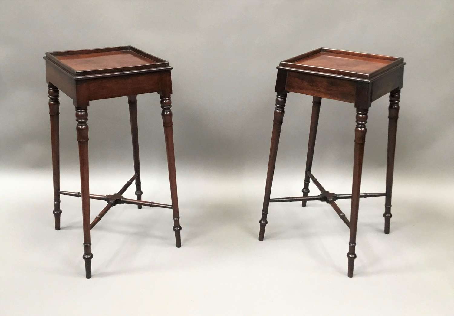 Pair of Regency mahogany occasional tables / urn stands