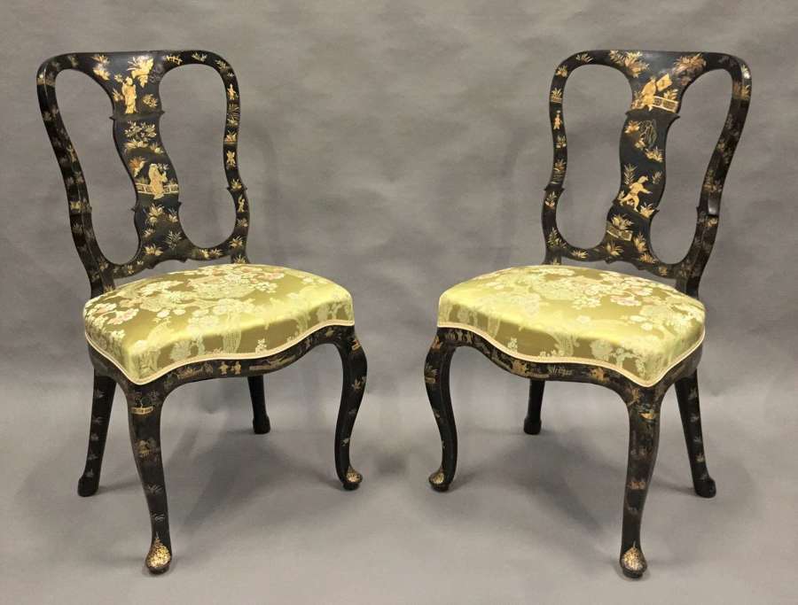 Stylish late C18th pair of Dutch lacquered side chairs