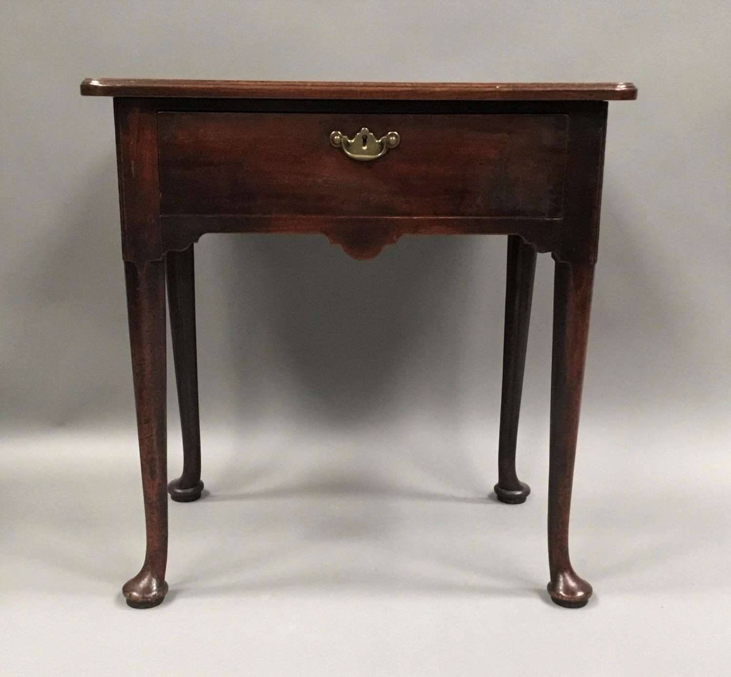 George II small mahogany side table / low boy