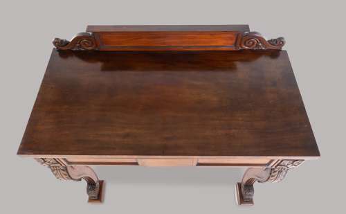 Good late Regency Gillows mahogany console / side table