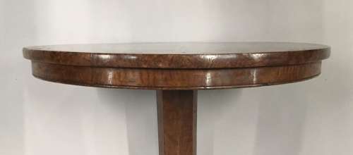 Unusual Regency burr elm occasional table