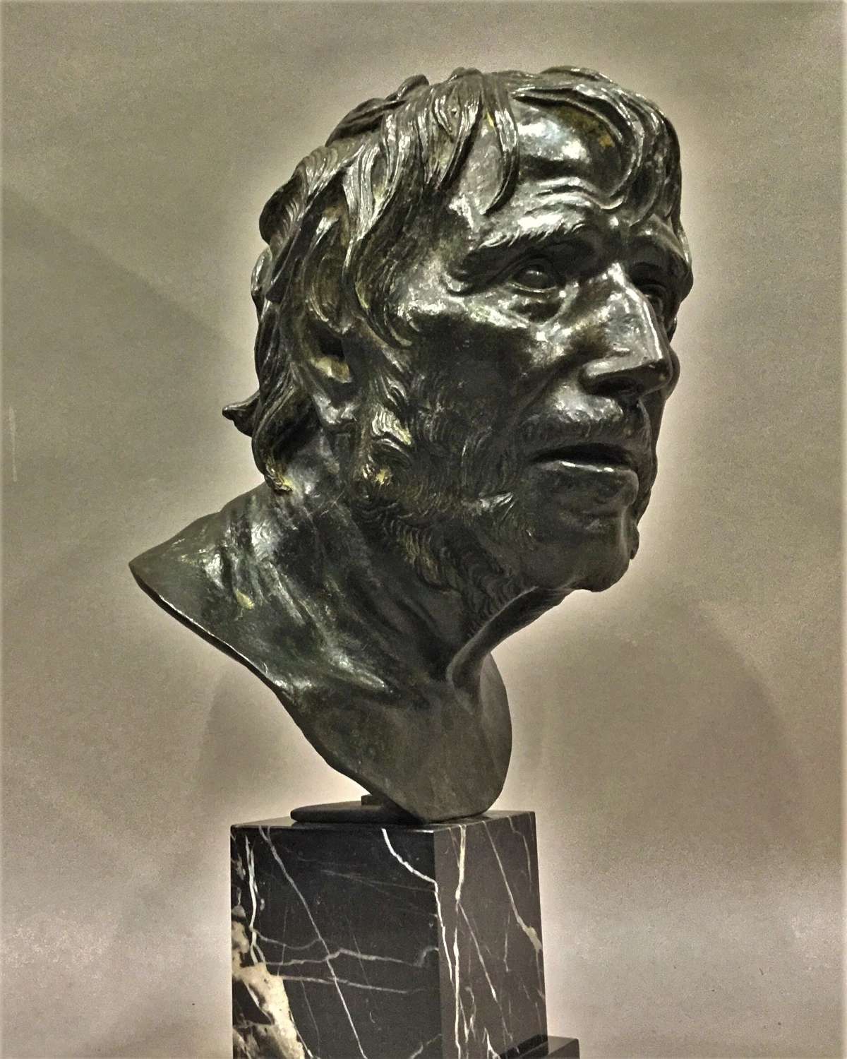 Impressive C19th bronze bust of Seneca