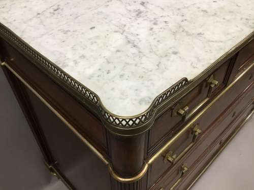 Late C18th Louis XVI neoclassical figured mahogany commode