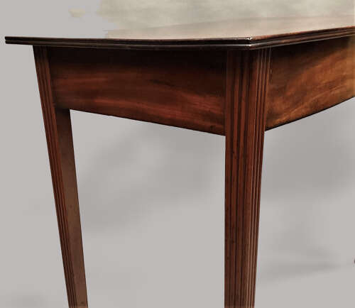 George III mahogany Hepplewhite bow fronted side table