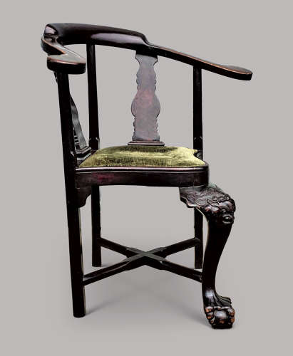 Exceptional C18th Chinese export hardwood corner armchair