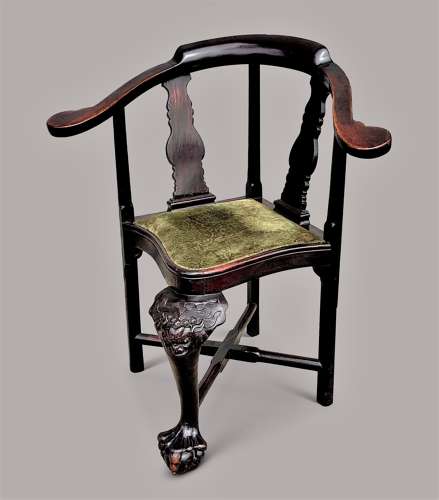 Exceptional C18th Chinese export hardwood corner armchair
