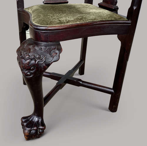 Exceptional C18th Chinese export hardwood corner armchair