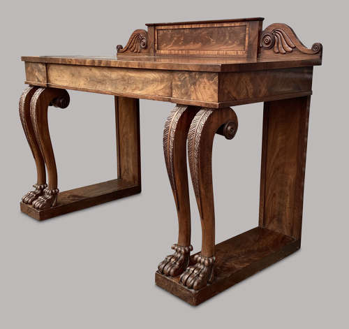Exceptional Regency mahogany side table / serving table