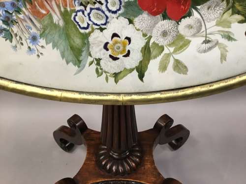 Splendid Regency painted top oval occasional table