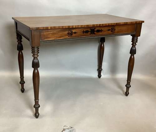 Stylish Regency mahogany and ebony side table / console table