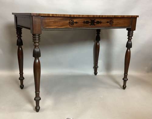 Stylish Regency mahogany and ebony side table / console table