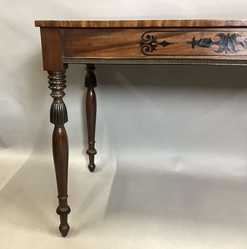 Stylish Regency mahogany and ebony side table / console table