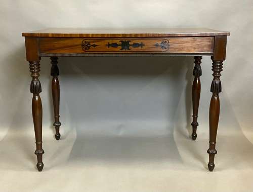 Stylish Regency mahogany and ebony side table / console table