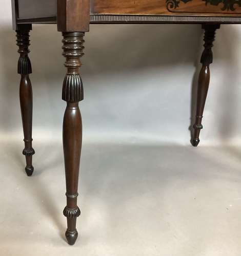 Stylish Regency mahogany and ebony side table / console table