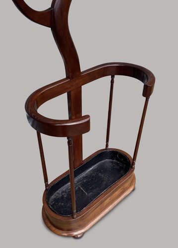 Exceptional Regency mahogany 'snake' hat and coat hall stand