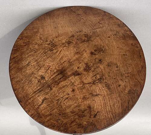 Charming Irish Georgian burr oak tripod wine table