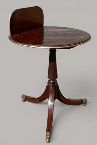 Good George III very unusual mahogany tripod occasional table
